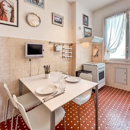 Centro Di Wifi Netflix Apartment Rapallo
